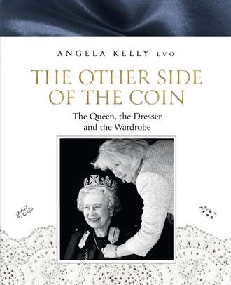 Angela Kelly. The Other Side of the Coin: The Queen, the Dresser and the Wardrobe