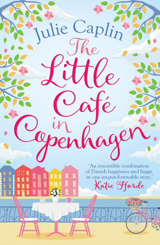 Julie Caplin. The Little Caf? in Copenhagen